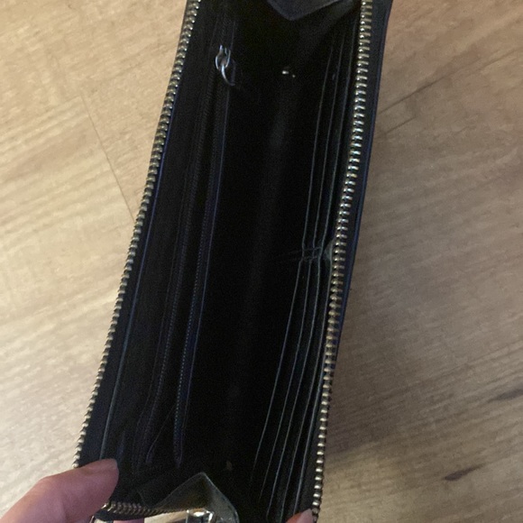 Coach Poppy Black Wristlet/Wallet - Picture 5 of 5